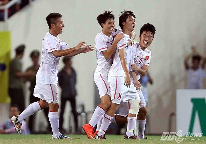 Một bàn thắng mà người hâm mộ phải chờ đợi khá lâu mới thấy ở tiền vệ quê lúa Thái Bình. (Ảnh: Quang Minh)