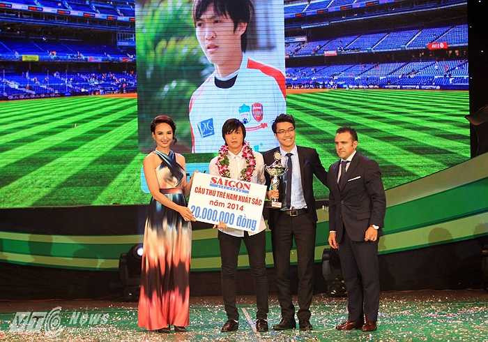 Với những gì kể trên, Tuấn Anh xứng đáng là cầu thủ trẻ xuất sắc nhất năm 2014. (Ảnh: VSI) 