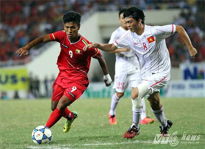 Tuấn Anh trở thành ông chủ ở khu trung tuyến. (Ảnh: Quang Minh)