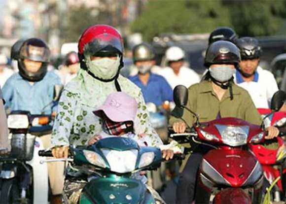 Miền Bắc đêm lạnh như mùa đông, ngày nắng nóng oi bức