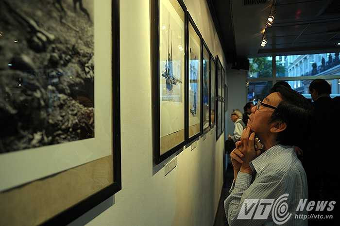 Triển lãm ảnh ‘Phóng viên chiến trường’ được mở cửa miễn phí và sẽ kéo dài đến hết ngày 10/5