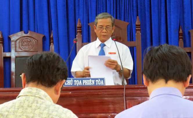 Dùng nhục hình đánh chết người: Nguyên phó công an Tuy Hòa nhận án treo