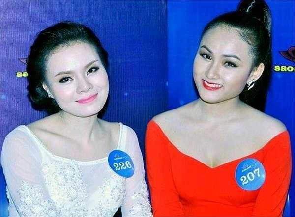 Mẹ luôn đồng hành cùng Huyền từ khi cô đăng quang giải Sao mai 2013 cho đến bây giờ. 