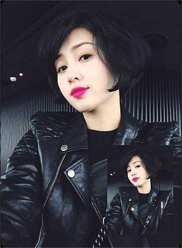 Cô rất được chồng chiều với những món đồ nước hoa, trang điểm và quần áo hàng hiệu. 