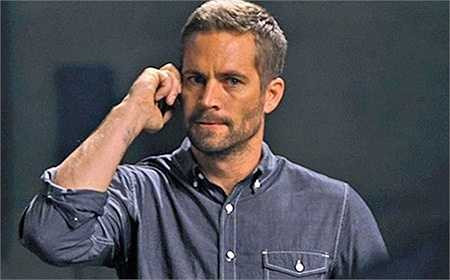 Đoạn cuối Fast & Furious 6, khi nghe tin Owen Shaw đang giữ Mia, Brian đã thể hiện sự phẫn nộ và xúc động trên gương mặt. Vì lúc ấy, Mia là tất cả mọi thứ đối với anh.