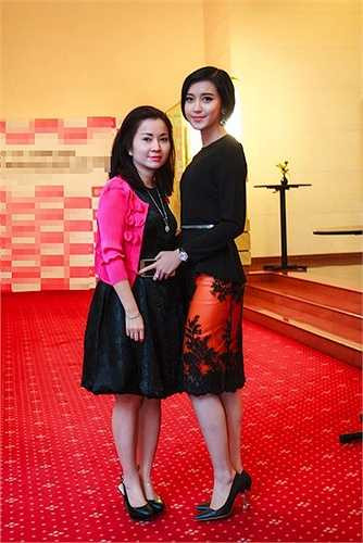 Sau scandal này, cô lại dính điều tiếng khi có người yêu là thiếu gia một gia đình giàu có tiếng ở Hà Nội. Huyền My cũng từng mất nhiều thời gian đi giải thích về mối quan hệ này. 