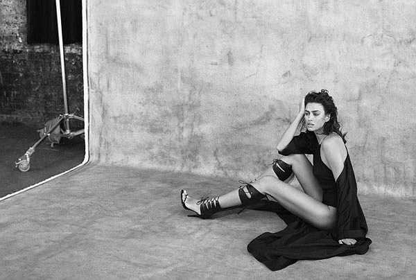 Những bức ảnh của Irina Shayk luôn hấp dẫn, cuốn hút dưới mọi góc nhìn