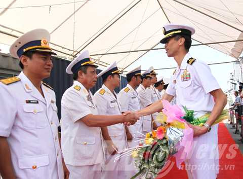 Chiến hạm, Nhật Bản, tàu huấn luyện, JS KIRISAME (DD 104), JS ASAYUKI (DD 132)