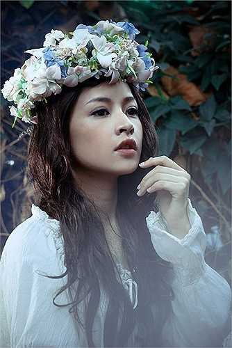 Tại chương trình Bước nhảy hoàn vũ, được Chi Pu đã cố gắng nổ lực hết mình để liên tục hóa thân vào nhiều nhân vật với những động tác nhảy múa khó khăn.