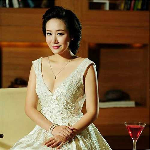 Ngô Phương Lan hiếm hoi lắm mới chia sẻ một vài hình ảnh như thế này trên trang cá nhân.