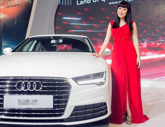 Lần hiếm hoi người ta thấy Ngô Phương Lan tham dự sự kiện như thế này.