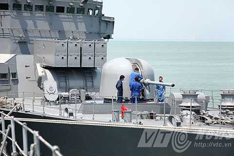 chiến hạm, Nhật Bản, Đà Nẵng, tàu khu trục, Phòng vệ biển, JS KIRISAME (DD-104), JS ASAYUKI (DD-132)