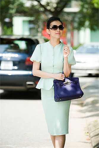 Hoa hậu Thùy Lâm hiện đang điều hành công việc kinh doanh cho gia đình nhà chồng. Cô chưa có ý định đi hát hoặc đóng phim.