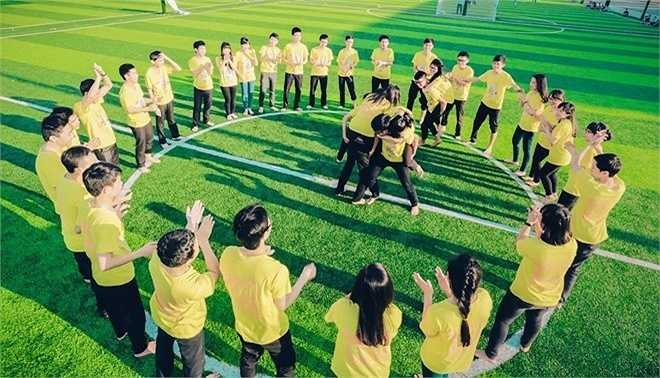 Những trò trơi chỉ có ở độ tuổi vô tư, hồn nhiên. 