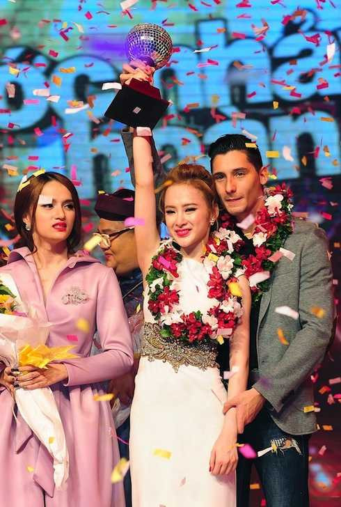 Hương Giang cho biết Diệp Lâm Anh không nên đổ lỗi cho ai trong việc này.