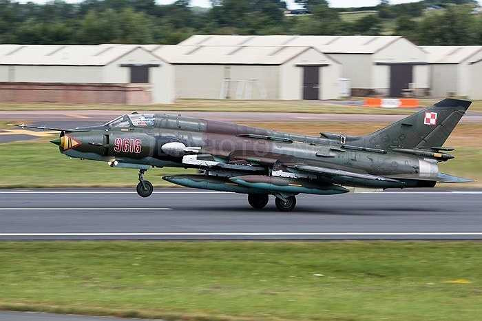 Trong đó, có thể nói, Su-22 là một trong những chiến đấu cơ hiện đại nhất được trang bị trong không quân ta thời điểm cuối những năm 1970