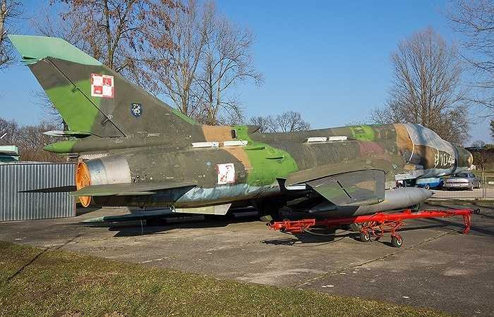 Hệ thống dẫn đường RSDN, dẫn đường tín hiệu, dẫn đường quán tính, thiết bị đo xa laser mạnh hơn, la bàn vô tuyến, hệ thống radar cảnh báo SPO-15LE