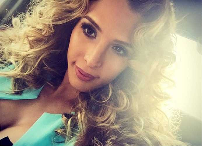 Carmen Carrera - Tài sản: 2 triệu USD. Cô là một diễn viên, đóng hài kịch và một người mẫu nổi tiếng. Cô có tới 90,000 followers trên Twitter, 160,000 followers trên Instagram, and 500,000 followers trên Facebook. 