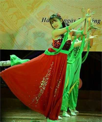 Quan niệm sống của Việt Hà: 'Không có gì là không thể, mọi thứ đều phụ thuộc vào suy nghĩ và hành động của bạn'.