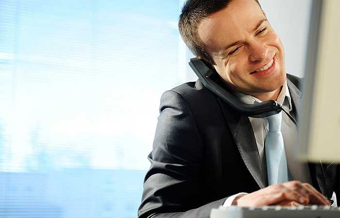 Tăng cường năng lượng: Rất nhiều chuyên gia dinh dưỡng khuyên nên uống nước ép dưa hấu vào bữa ăn sáng vì nó có thể cung cấp rất nhiều năng lượng. Các loại đường tự nhiên và hàm lượng nước cao trong nước ép dưa hấu sẽ cung cấp năng lượng cho cơ thể trong suốt cả ngày.