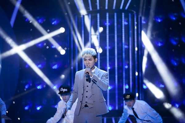 Hoài Lâm với phần hóa thân thành Sơn Tùng M-TP.