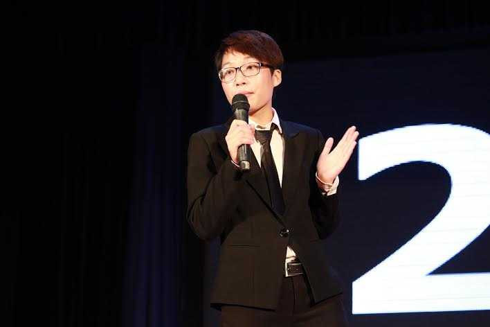 Chàng trai Ngoại thương giành quán quân 'Tranh luận và hùng biện 2015'