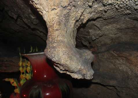 động tiên minh châu