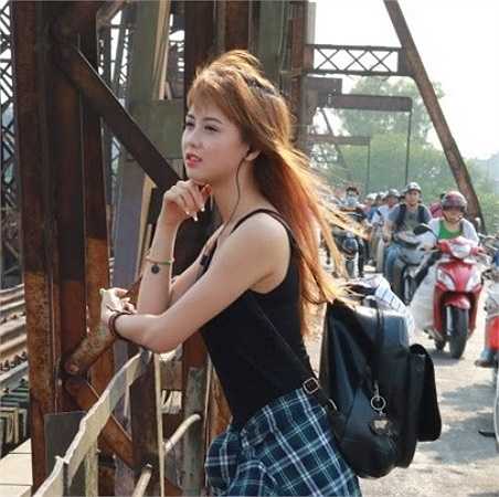 Hot girl Đại học Công nghịêp Nguyễn Thị Huyền Giang (1995) đến từ Hà Nam.