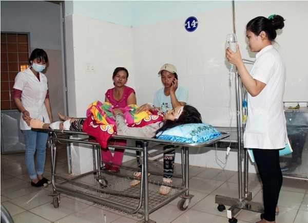 Tai nạn kinh hoàng trong đêm, 6 người chết thảm