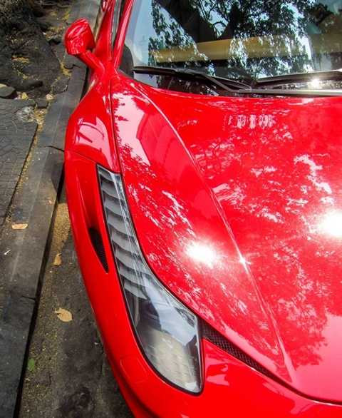 Ferrari 15 tỷ của thiếu gia Sài thành xuống phố