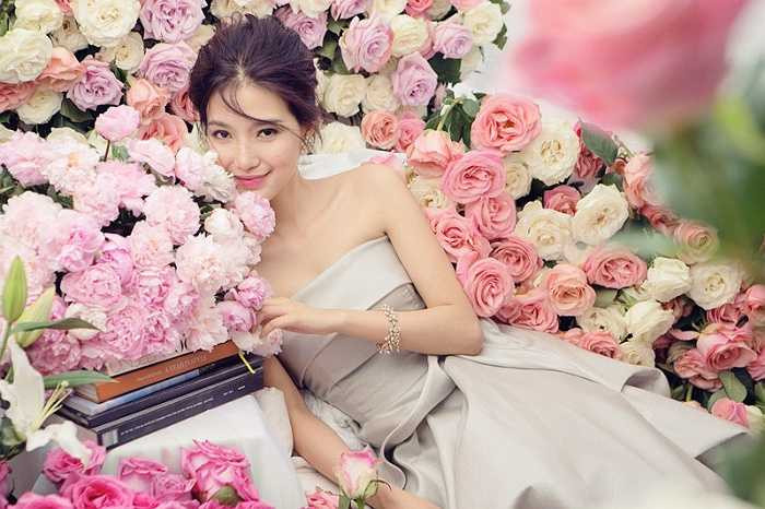 Thời gian này, ngoài chuẩn bị thật kỹ để tiếp tục cuộc hành trình mới với The Voice, Mỹ Linh còn khá tất bật với những show sự kiện. 