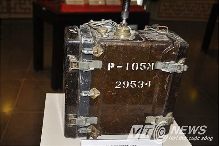 Máy vô tuyến điện dùng trong chiến dịch Hồ Chí Minh (Ảnh: Minh Chiến)