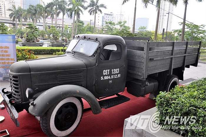 Xe ô tô vận tải CA 10