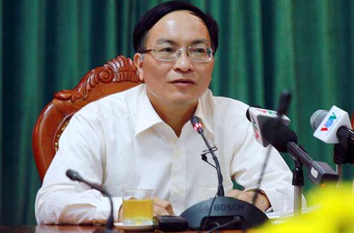 Ông Phạm Văn Đại giải đáp thông tin về tuyển sinh lớp 6