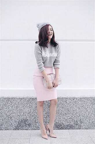 Có thể nói, việc tìm đến stylist chuyên nghiệp đối với Hoàng Thùy Linh ở thời điểm này là quyết định vô cùng sáng suốt. Nó cho thấy sự chuyên nghiệp của một ngôi sao. 