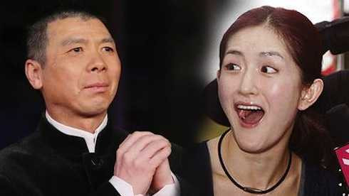 Tạ Na (phải) và đạo diễn Phùng Tiểu Cương.