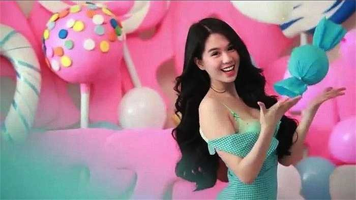 Giải thưởng Nữ hoàng bikini những năm trước chỉ trao cho các người đẹp Hàn Quốc. Nam nay, ban tổ chức mở rộng giải thưởng ra khu vực châu Á. 