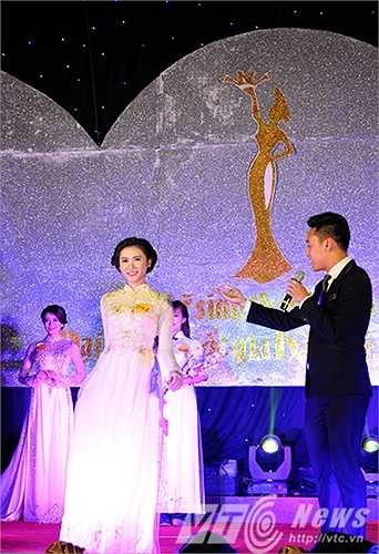 Trong đêm Chung kết này, các thí sinh tranh tài trong các phần thi: Trang phục áo dài, Trang phục tự chọn, Trang phục dạ hội và phần thi ứng xử.