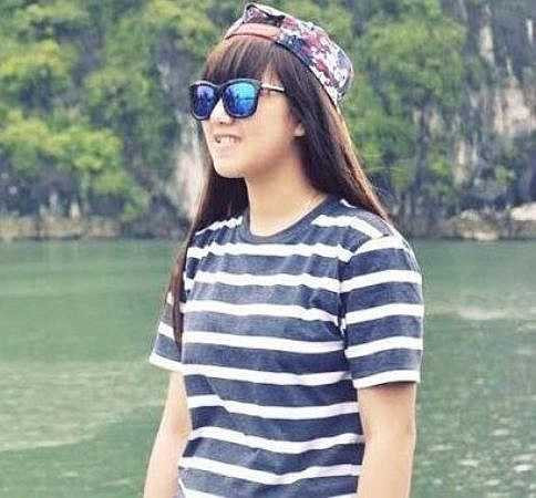 Cô bạn xinh đẹp này chia sẻ: 'Mình đam mê nghệ thuật từ bé và cũng có sở thích đặc biệt với những hoạt động nghệ thuật như hát, múa hay chơi nhiều loại nhạc cụ'.