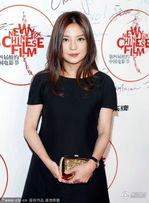 Triệu Vy quá bận không thể xem phim mới của Phạm Băng Băng.