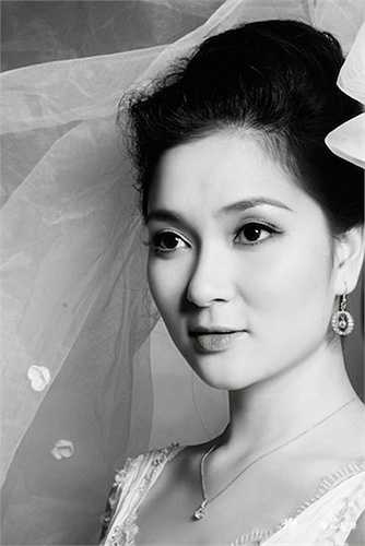 Nguyễn Thị Huyền của năm 2014 có những đường nét gương mặt thon gọn hơn.