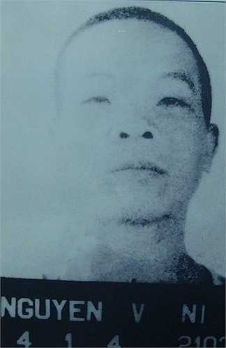 Đồng chí Nguyễn Văn Ni (còn gọi là Bảy Ni, sinh năm 1937, Củ Chi) bị bọn cai ngục đục xương đầu gối và dùng cây sắt nung đỏ đâm xuyên bắp chân. Đồng chí hi sinh ngày 9/6/1970. 