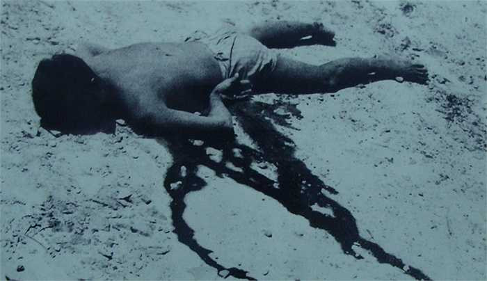 Một tù binh bị sát hại trong trại giam Phú Quốc.