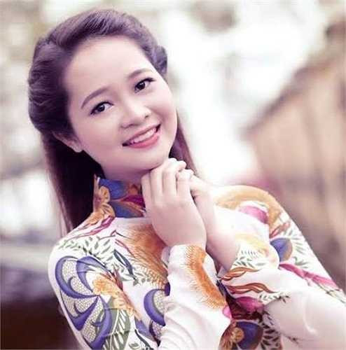 Thúy Hồng yêu thích câu nói: 'Hạnh phúc luôn luôn mỉm cười với người kiên trì'. 