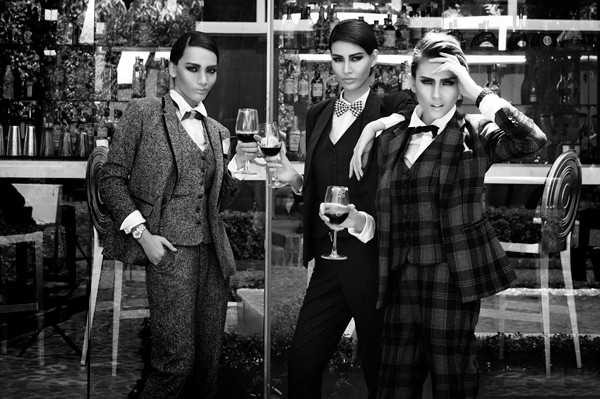 Cù Ngọc Quý và Thanh Hoài là hai người mẫu thuộc công ty Võ Hoàng Yến.