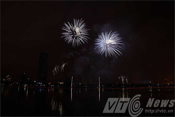 phần trình diễn với chủ đề 'Trọn vẹn tình yêu' của đội Mỹ