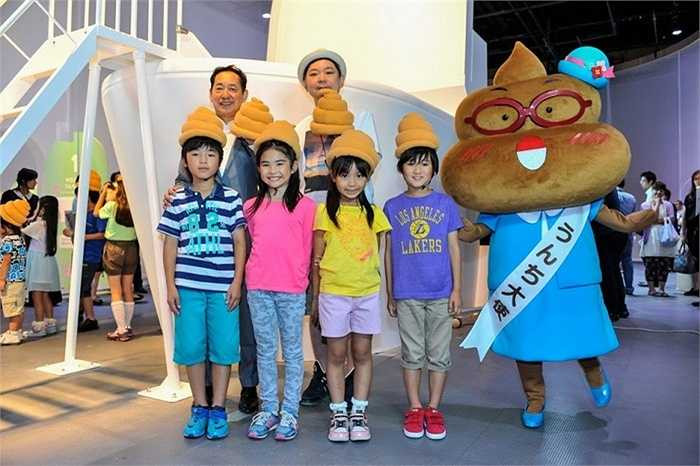 1. Bảo tàng chất thải. Bảo tàng đặc biệt này được xây dựng tại Tokyo và cho phép khách tham quan có thể 'chiêm ngưỡng' các loại phế thải của con người. Thậm chí, ở đây, người ta còn trang trí những loại phế thải từ nhiều động vật trên thế giới với mục đích ... giáo dục