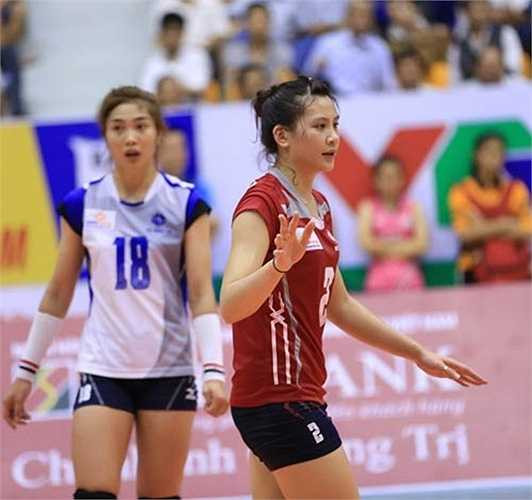 Từ trang Fanpage của đội bóng cho đến những trang Facebook của riêng Âu Hồng Nhung luôn có cả nghìn CĐV hâm mộ, dõi theo và cổ vũ cho cô trong mọi giải đấu.