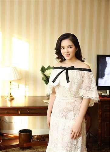 Chiếc váy 2 tỷ đồng làm xôn xao dư luận của thương hiệu Chanel.