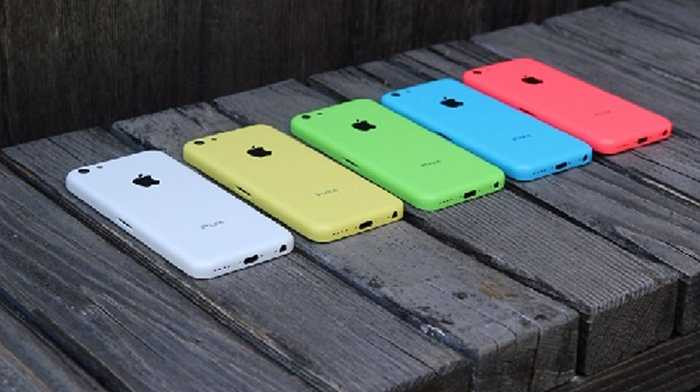 iPhone 5C, C = Colour (màu sắc) đã xuất hiện với nhiều phiên bản lòe loẹt. Tuy nhiên, đây có vẻ như là một thất bại của Apple và họ chỉ coi iPhone 5C là kẻ lót đường cho sự thành công của 5S